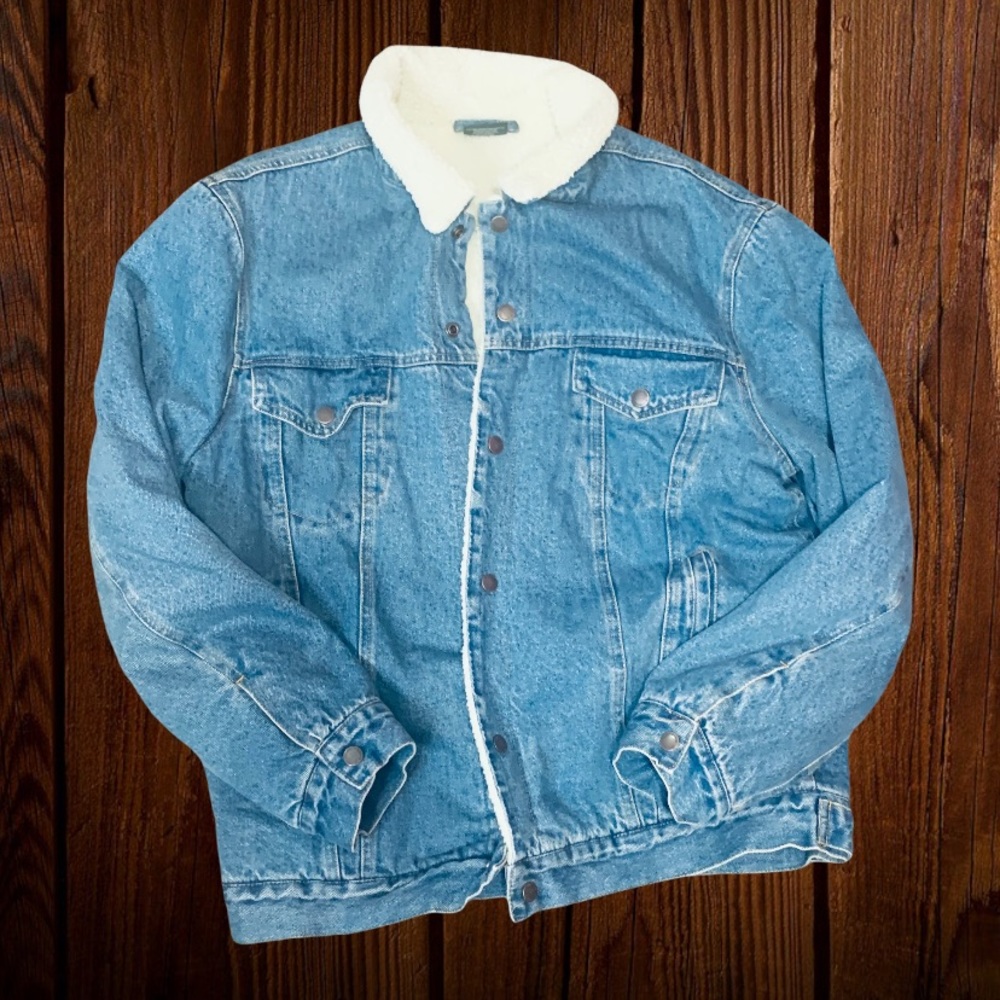 Ryker Sherpa Lining Rugged Denim Jacket • Men's Medium - Picture 2 of 6